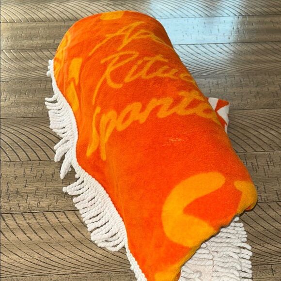 A Taste of Italy 🇮🇹 Aperol Spritz 🥂 Neon Orange and White Fringed Beach 🏖️ Towel - Picture 16 of 17
